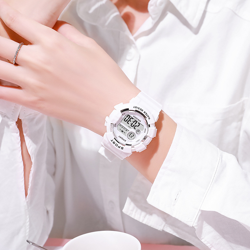 Fashion Kids Watches Luminous  - مراجعة Smartwatch Watches Girls وسعره