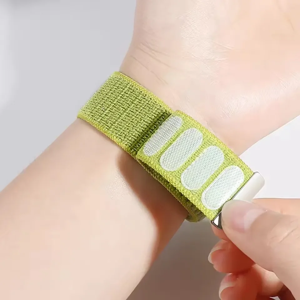 22mm Weave Nylon Loop For Real - مراجعة Watch S Realme وسعره
